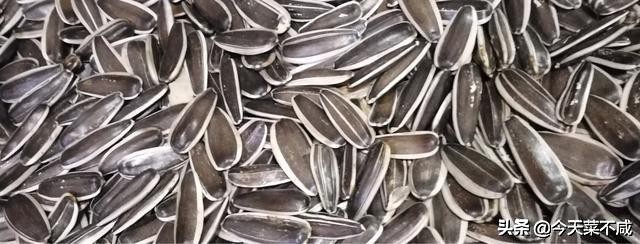 生瓜子怎么在电饼铛烤,电饼铛怎么炒瓜子才又脆又香