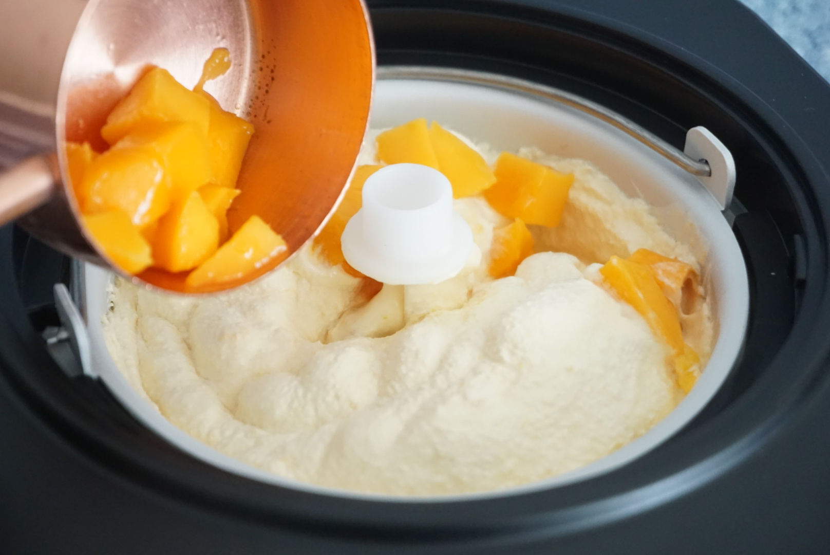 最简单的芒果冰淇淋,芒果冰淇淋简单又好吃