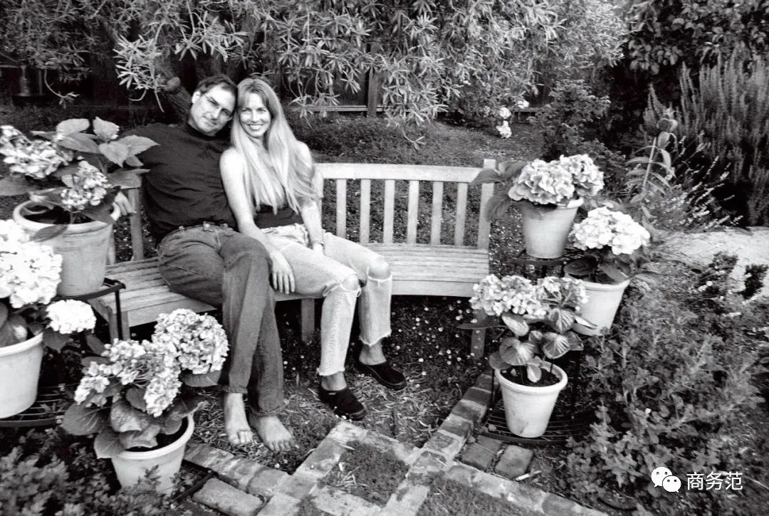 乔布斯长大后与养父母感情,乔布斯小女儿近况