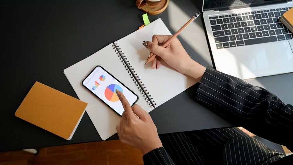 企业网站制作为什么要定期改版,网站运营维护对企业的影响