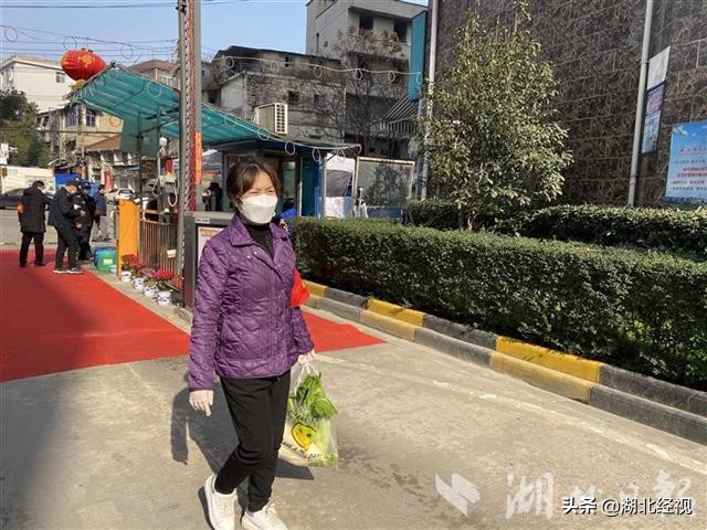 冲在前线,冲上前线护后方