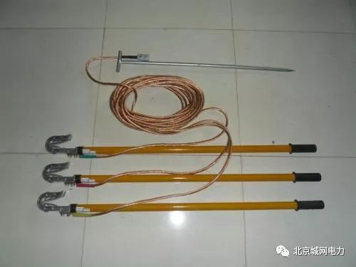 电力工器具接地线的正确方法,电力金具接地线夹