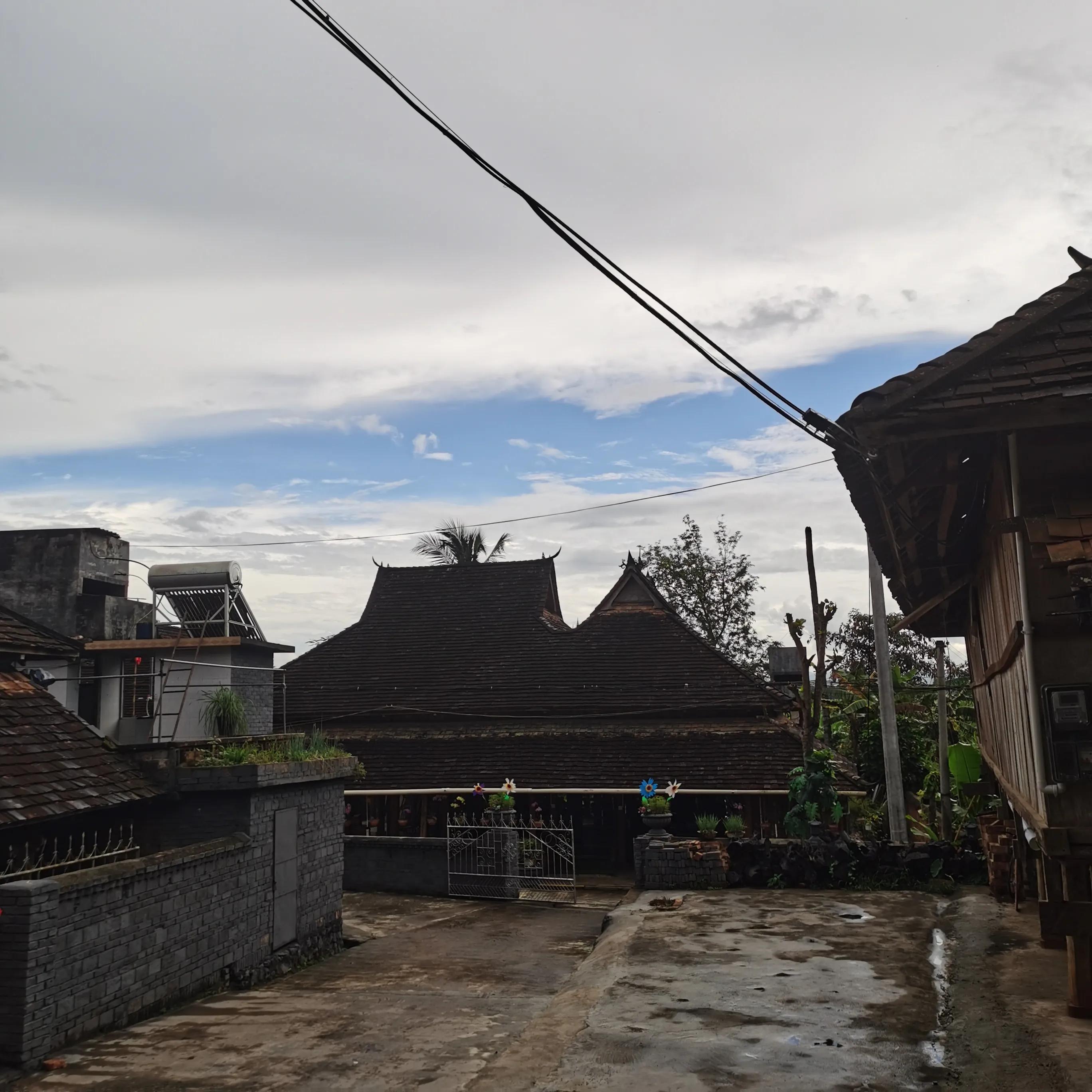 西双版纳曼远村游,西双版纳自由行一天攻略傣族园