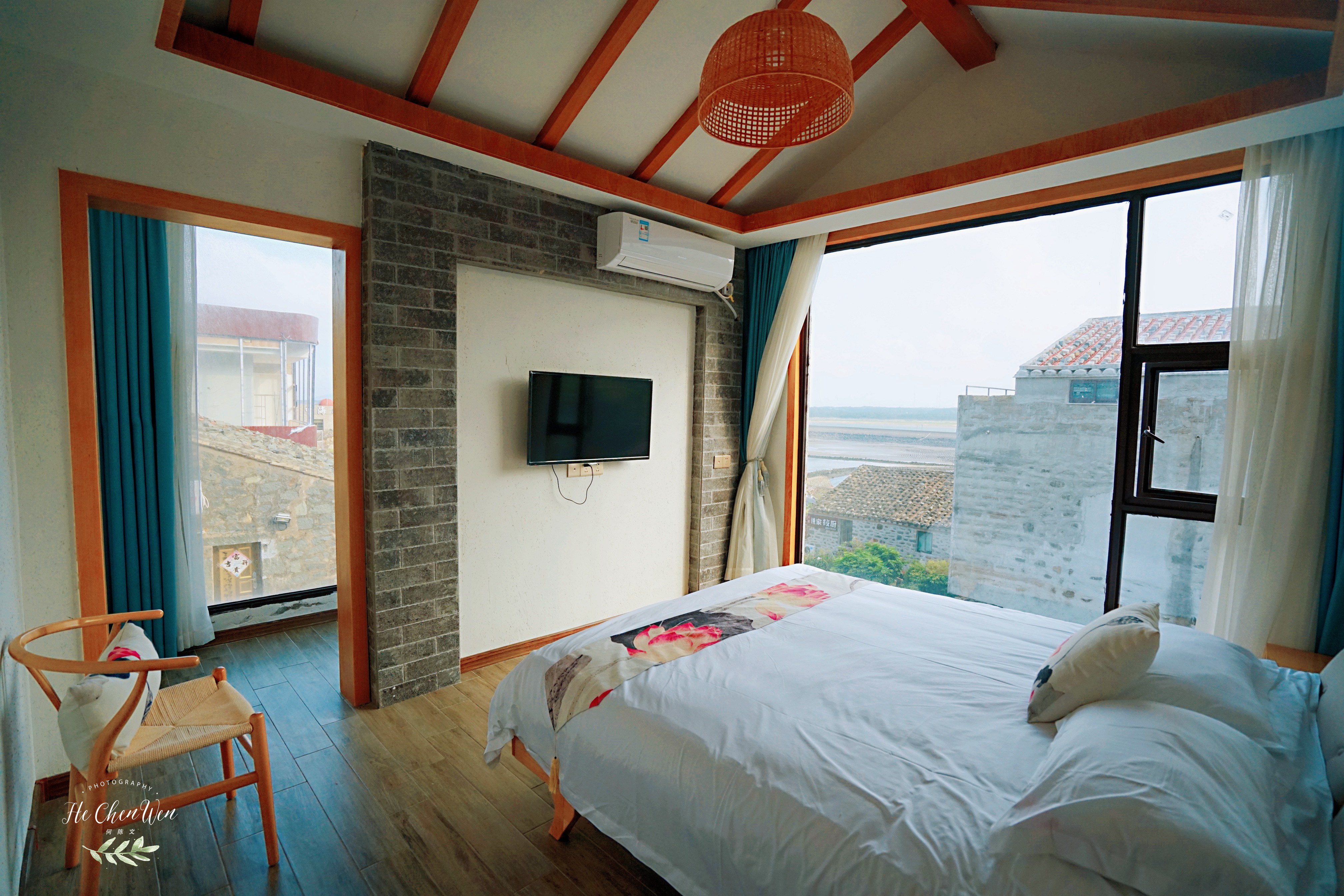 平潭的小渔村，藏着一家会唱歌的民宿，面朝大海，春暖花开