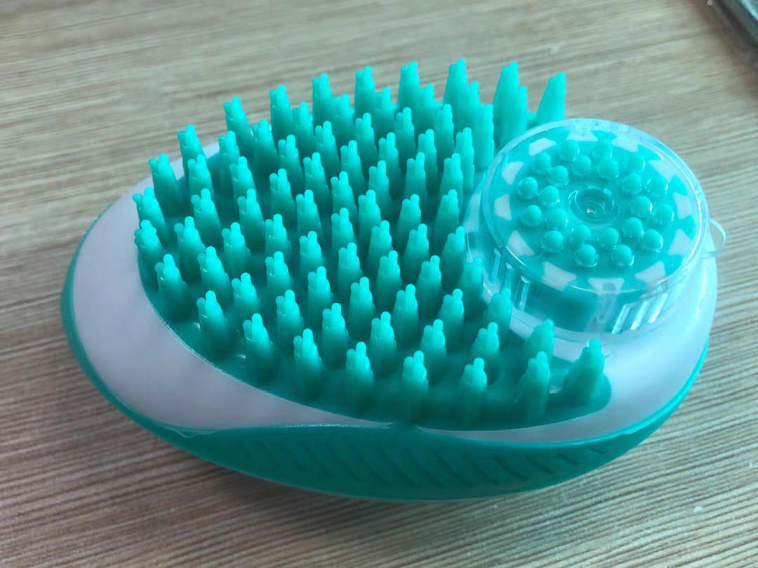 狗狗洗澡手套好用还是刷子好用,好用的狗狗洗澡刷子有哪些