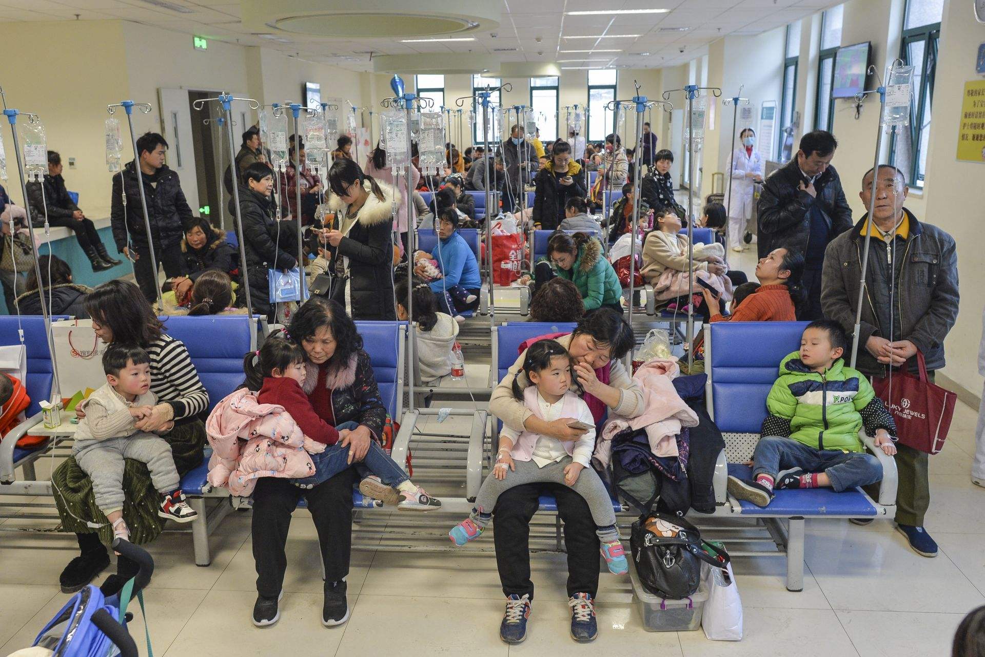 现在的药店是不是暴利行业,药店为什么越开越多真的是暴利吗