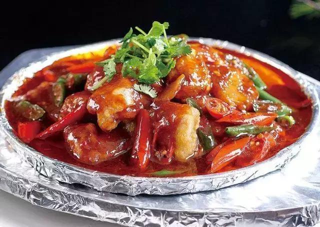 大厨教松鼠鱼制作全过程,松鼠鱼最好吃的做法