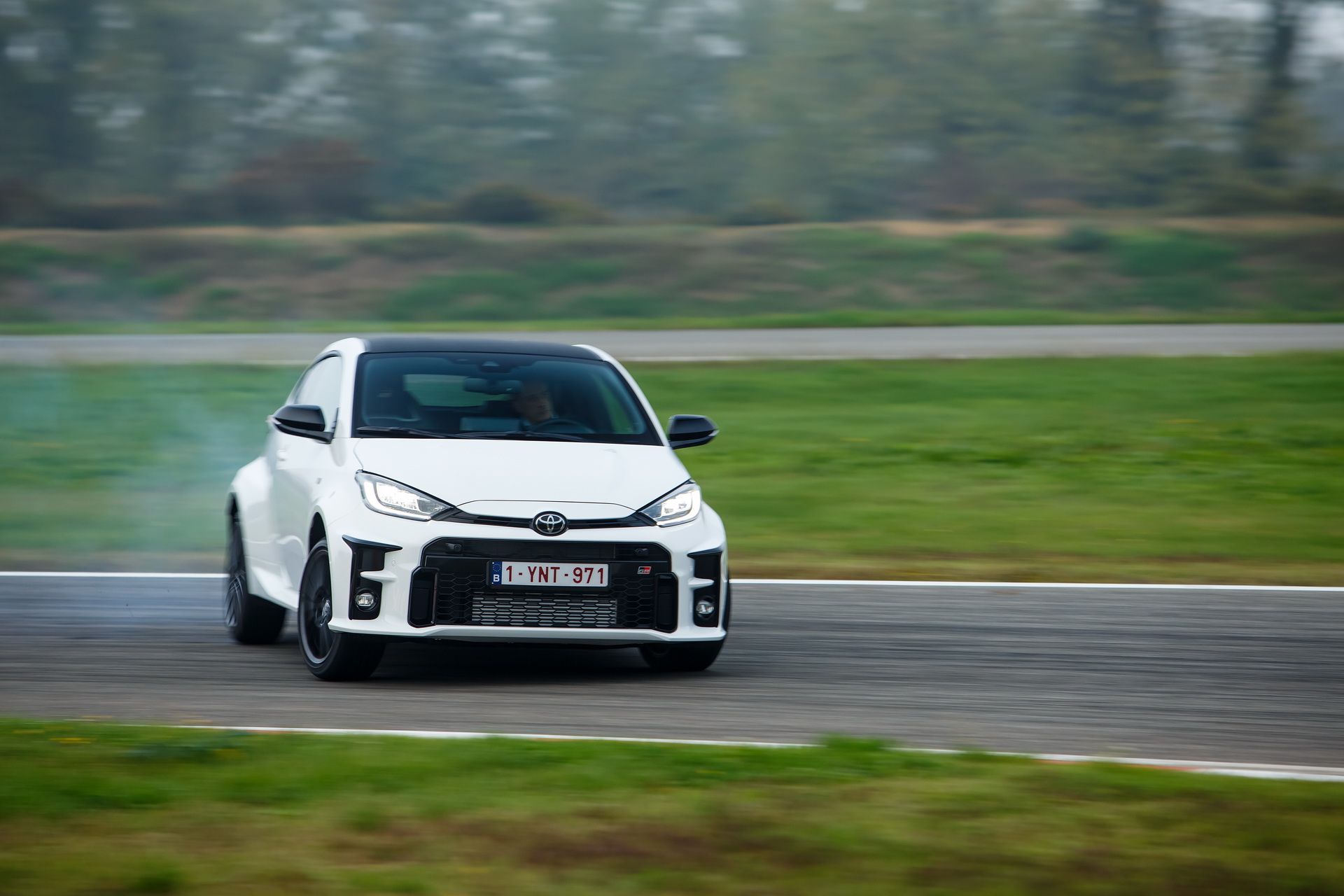 丰田yaris雅力士自动挡,丰田gr雅力士小钢炮公布售价