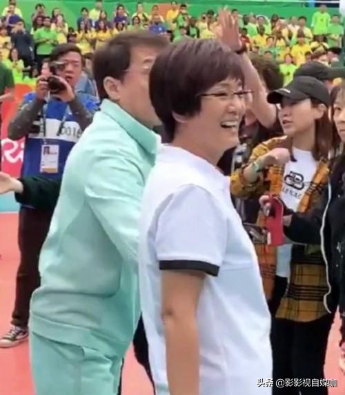 《中国女排》巩俐造型首曝光，不用郎平本尊参演本片到底是何缘由