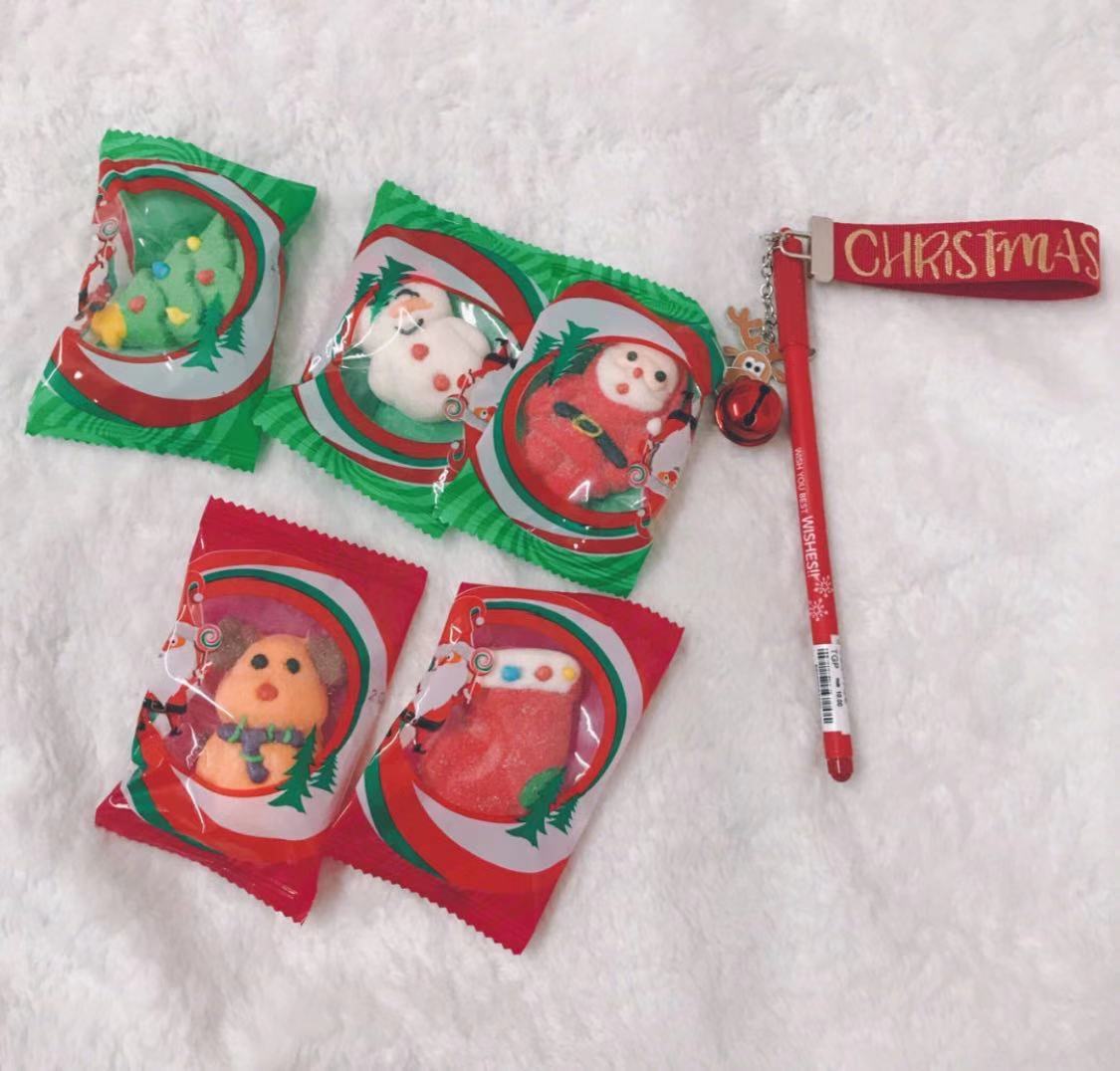 圣诞送女朋友什么比较实用,在恋爱期间圣诞送什么给女朋友