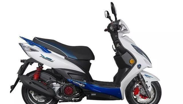 光阳ct250对比姜戈150,标致姜戈和圣甲虫对比