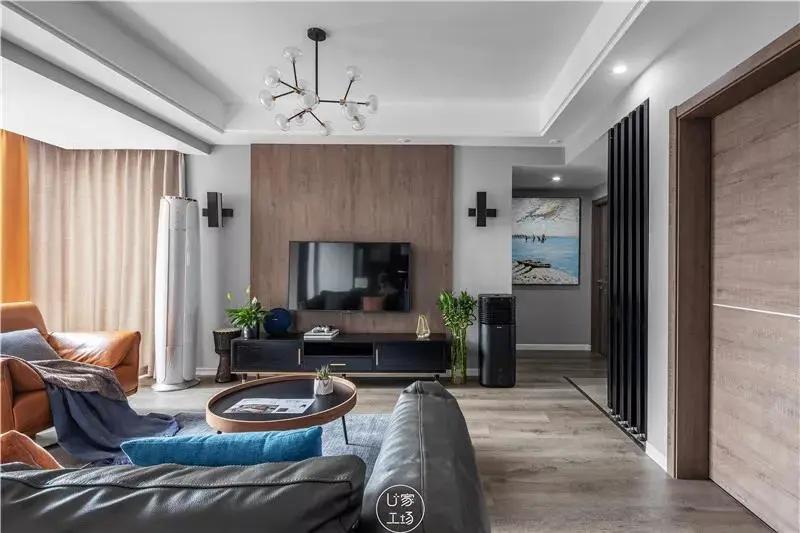 怎么用少量的护墙板装修出高级感,最简单护墙板全屋装修效果