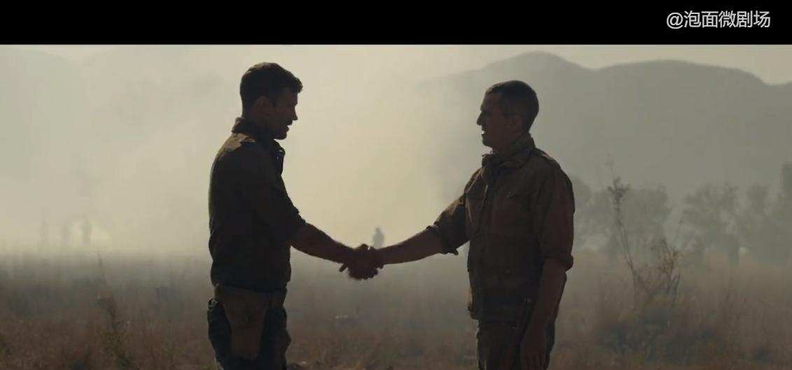 战争电影几百人打败几万人,震撼战争片200人守城击退2万敌人