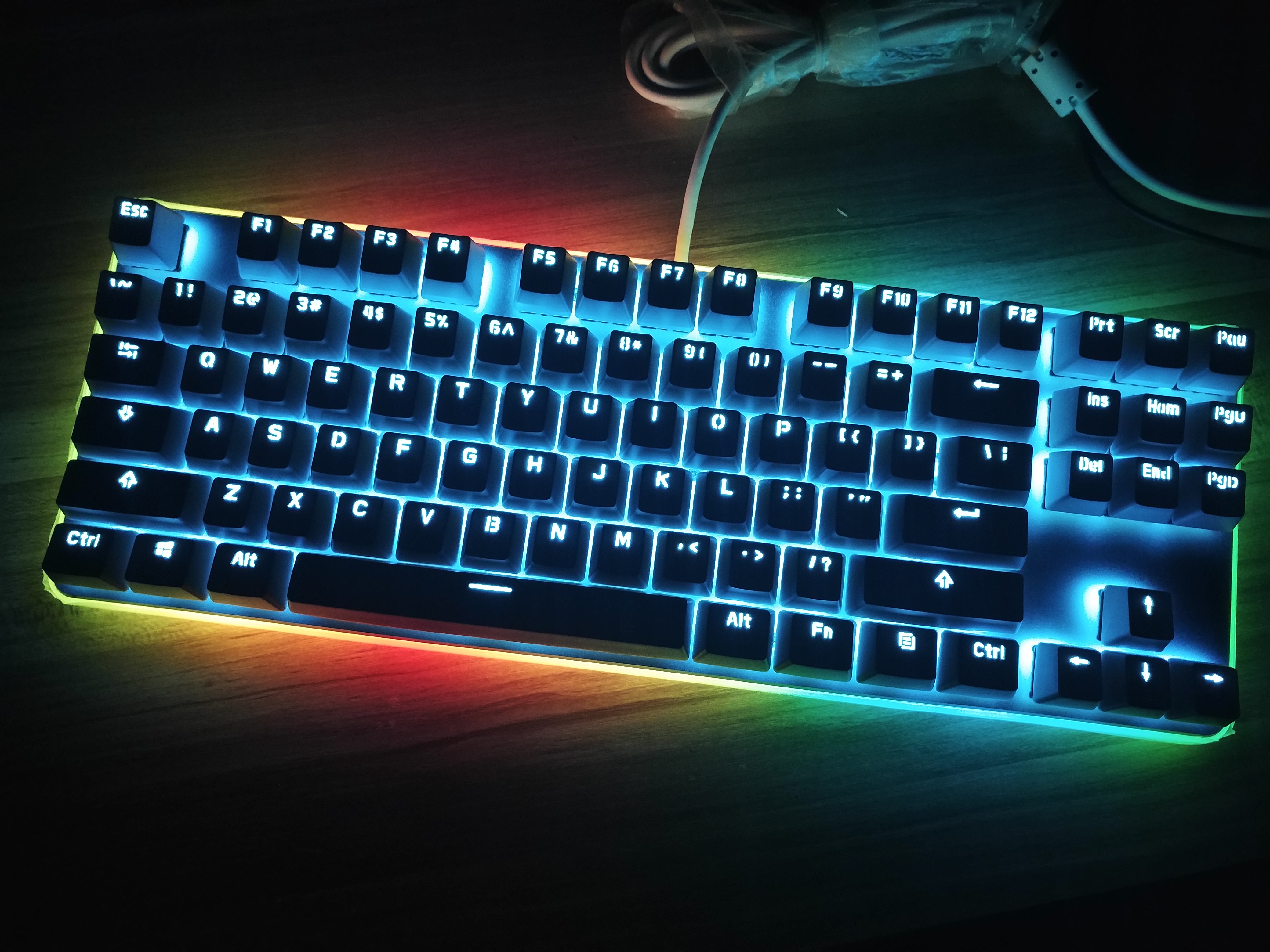 机械键盘各种轴该怎么选,入门机械键盘选啥轴