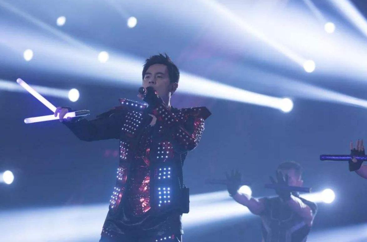 杨坤周杰伦最新事件,杨坤直播说周杰伦