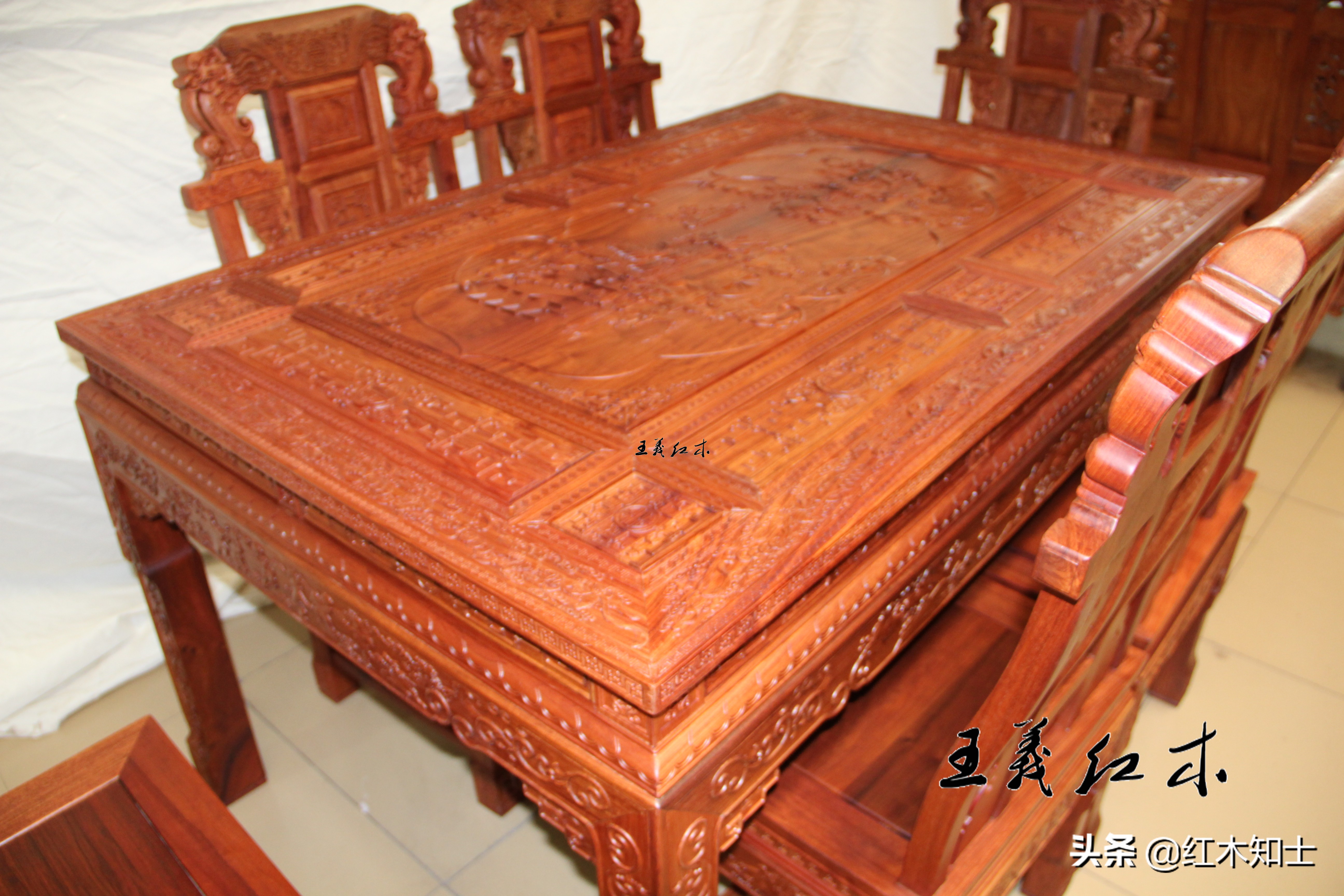 缅甸花梨家具最简单鉴定方法,选缅甸花梨木家具要注意什么