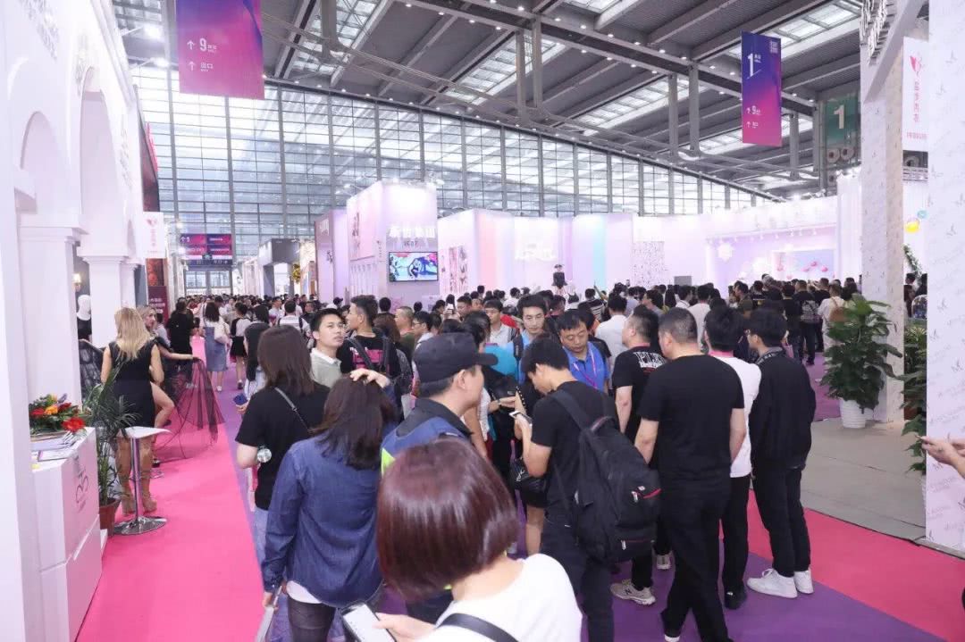 2020深圳内衣展中国内衣模特视频,立美力深圳内衣展2021视频