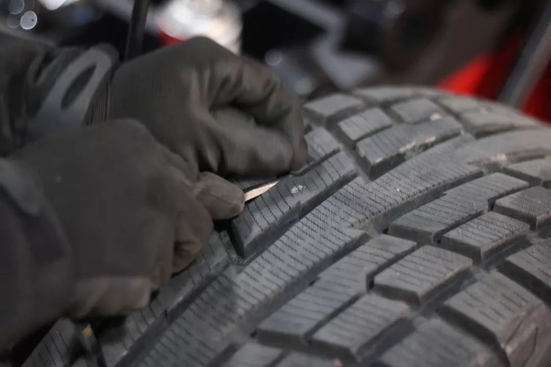 怪兽修车：翻新“残损不堪”的二手霸道LC150，满血复活变新车