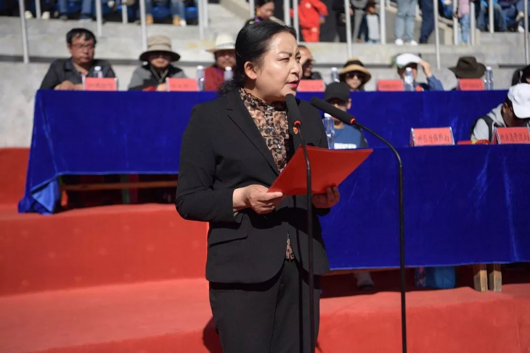 果洛州第三届青少年足球联赛,果洛州格萨尔王杯足球赛西宁队