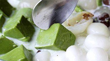 我的理想是开一家甜品店,等我老了想开一间甜品店