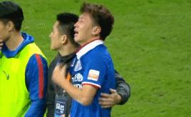 峰峰哭了的视频,峰峰被打哭的视频