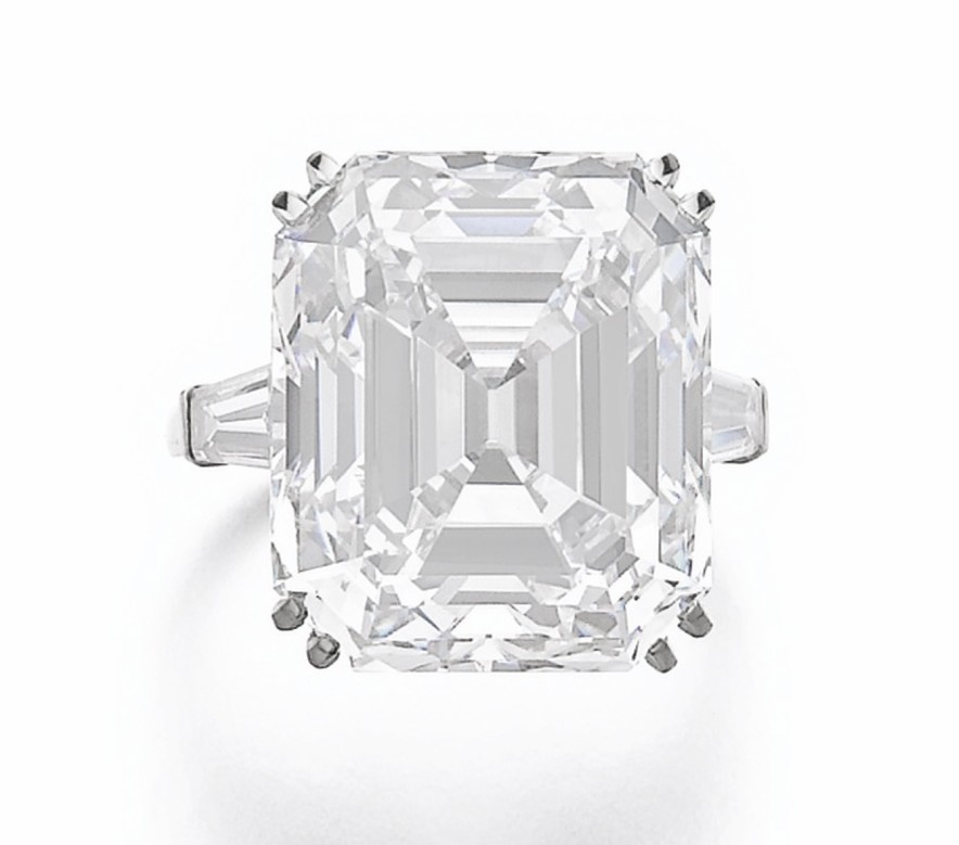 皇冠款钻戒杨颖,杨颖的皇冠钻戒多少钱