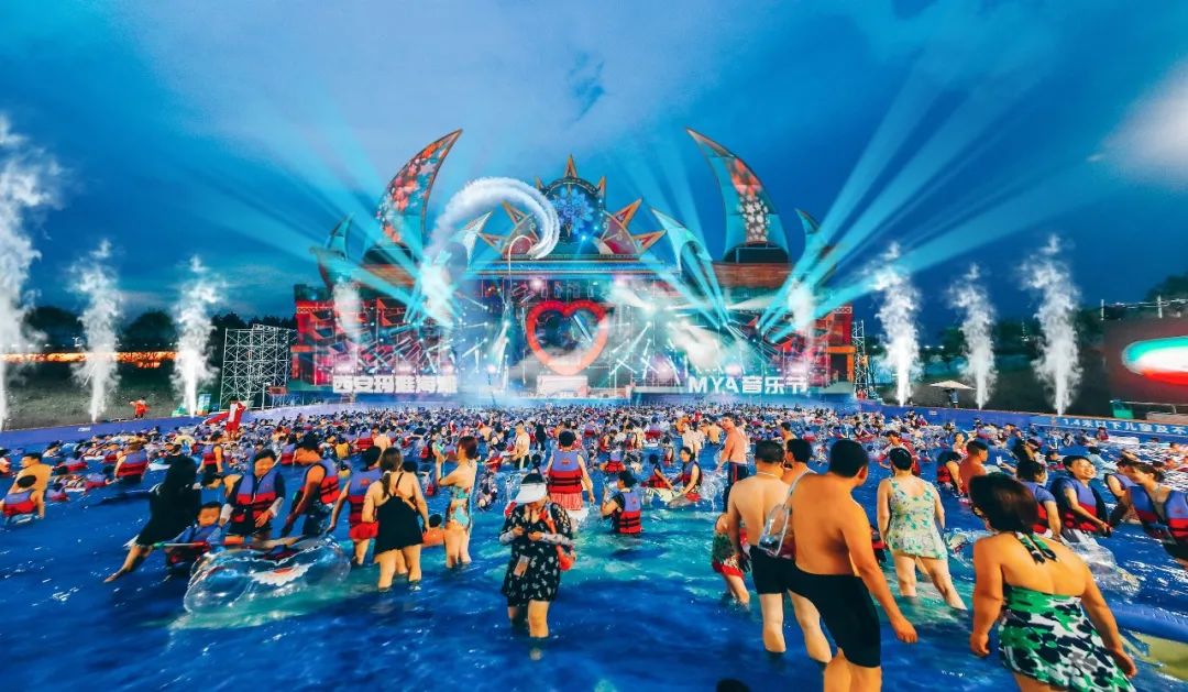 心动警告！全能ACE李汶翰空降，7月31日来西安欢乐谷放肆尖叫