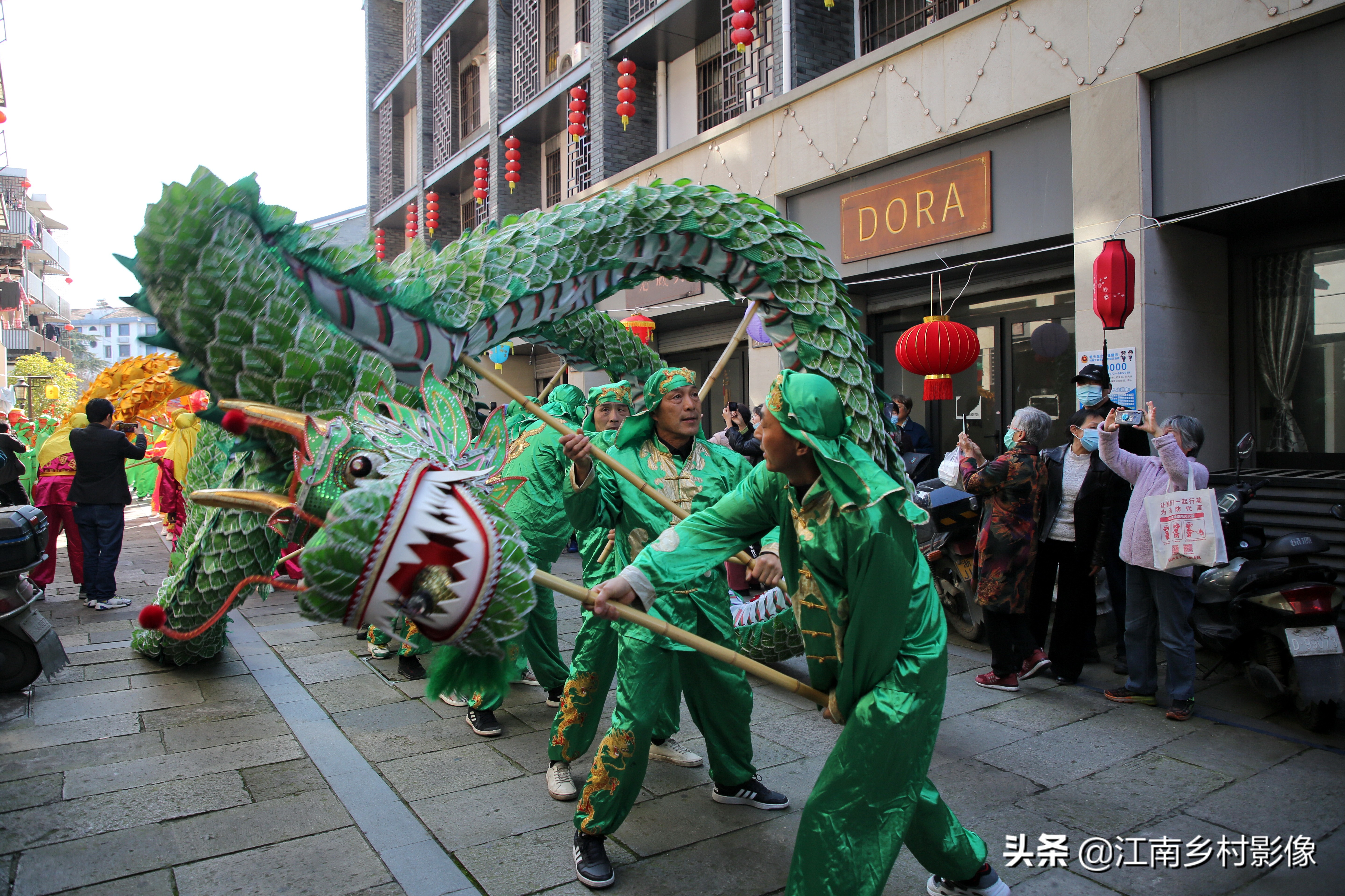 提前的乾元元宵节：灯谜、蚕花、舞龙、越剧、古筝及多彩汤圆
