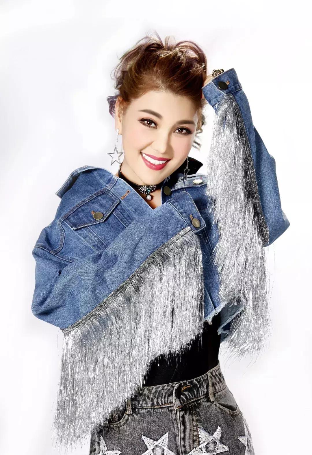 站在草原望北京广场舞开门红,站在草原望北京新年晚会