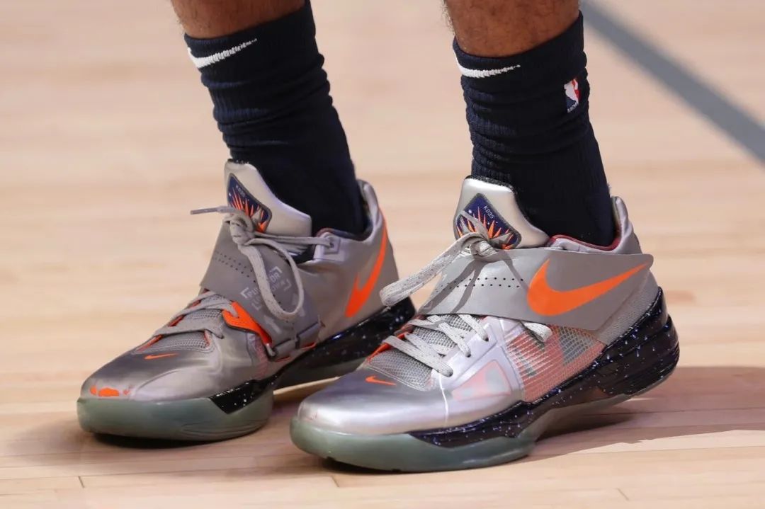 鐞冮瀷涓婅剼闆嗛敠,鐞冮瀷涓婅剼娆ｈ祻瑙嗛