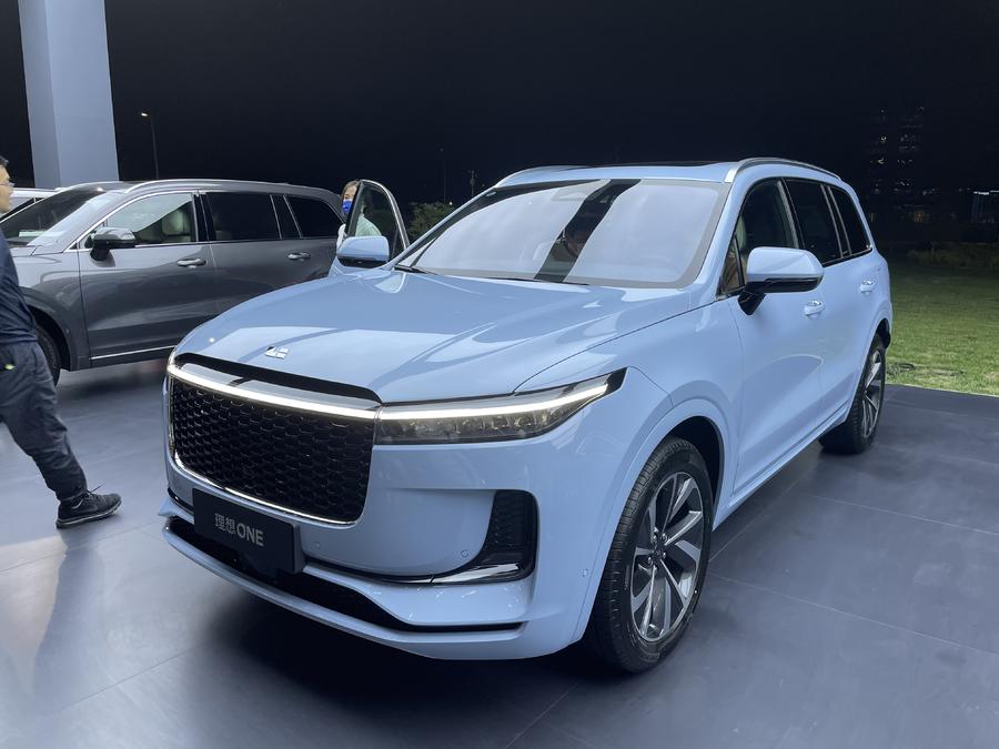理想one2021款和特斯拉modely,理想one2021款价格哪个厂家生产