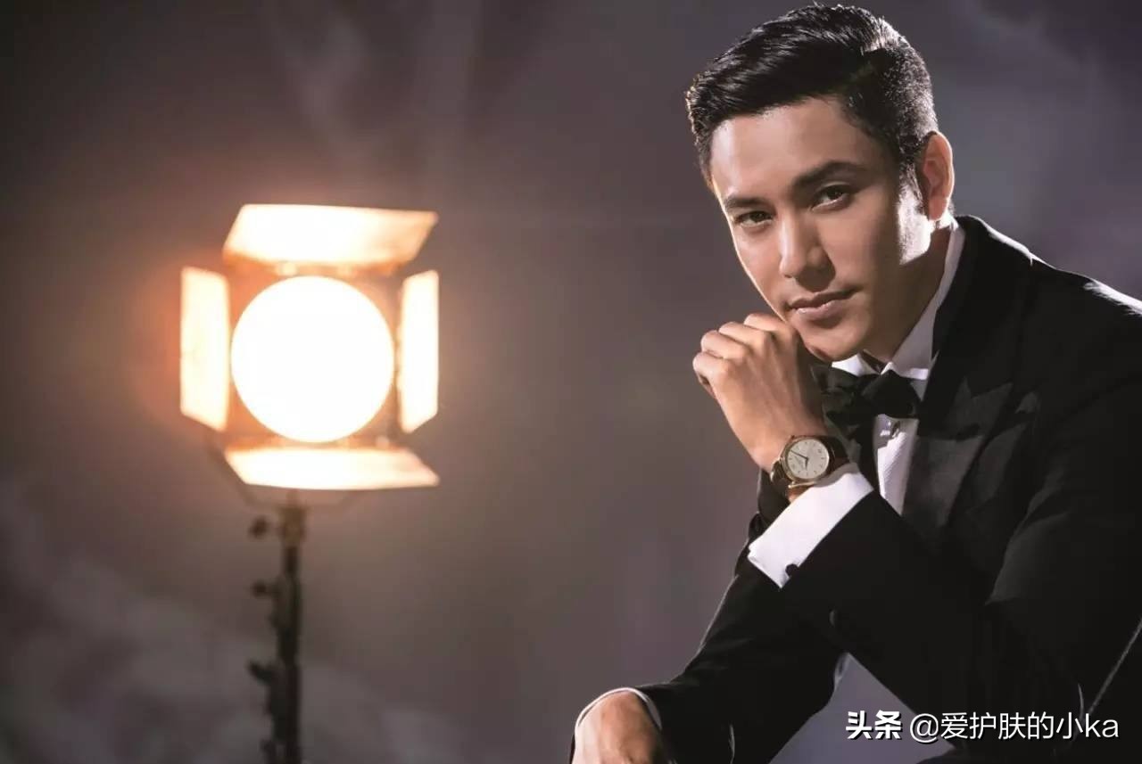 陈坤的穿搭,陈坤穿黑色卫衣好看