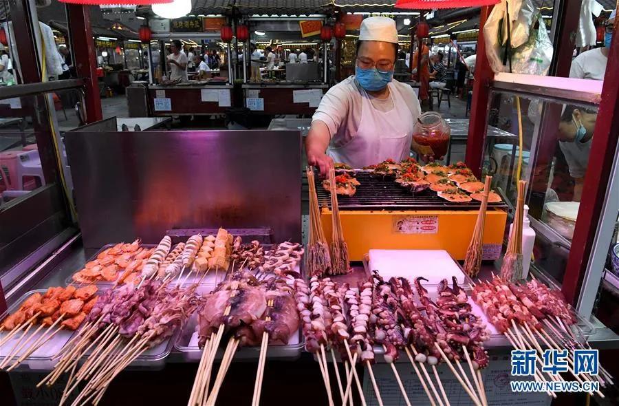 带你逛全国各地特点夜市,国内最好逛的夜市摊来了就不想走