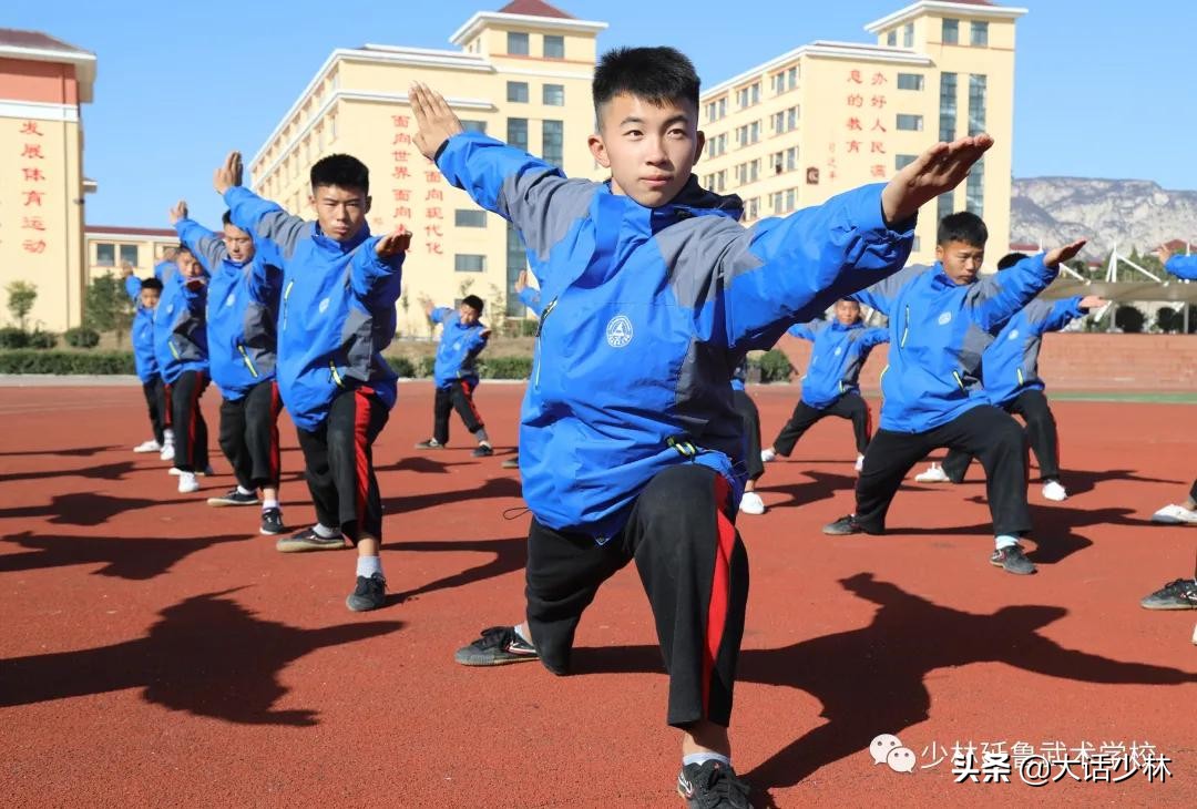 孩子学散打高考有什么好处,孩子学习武术对以后升学有帮助么