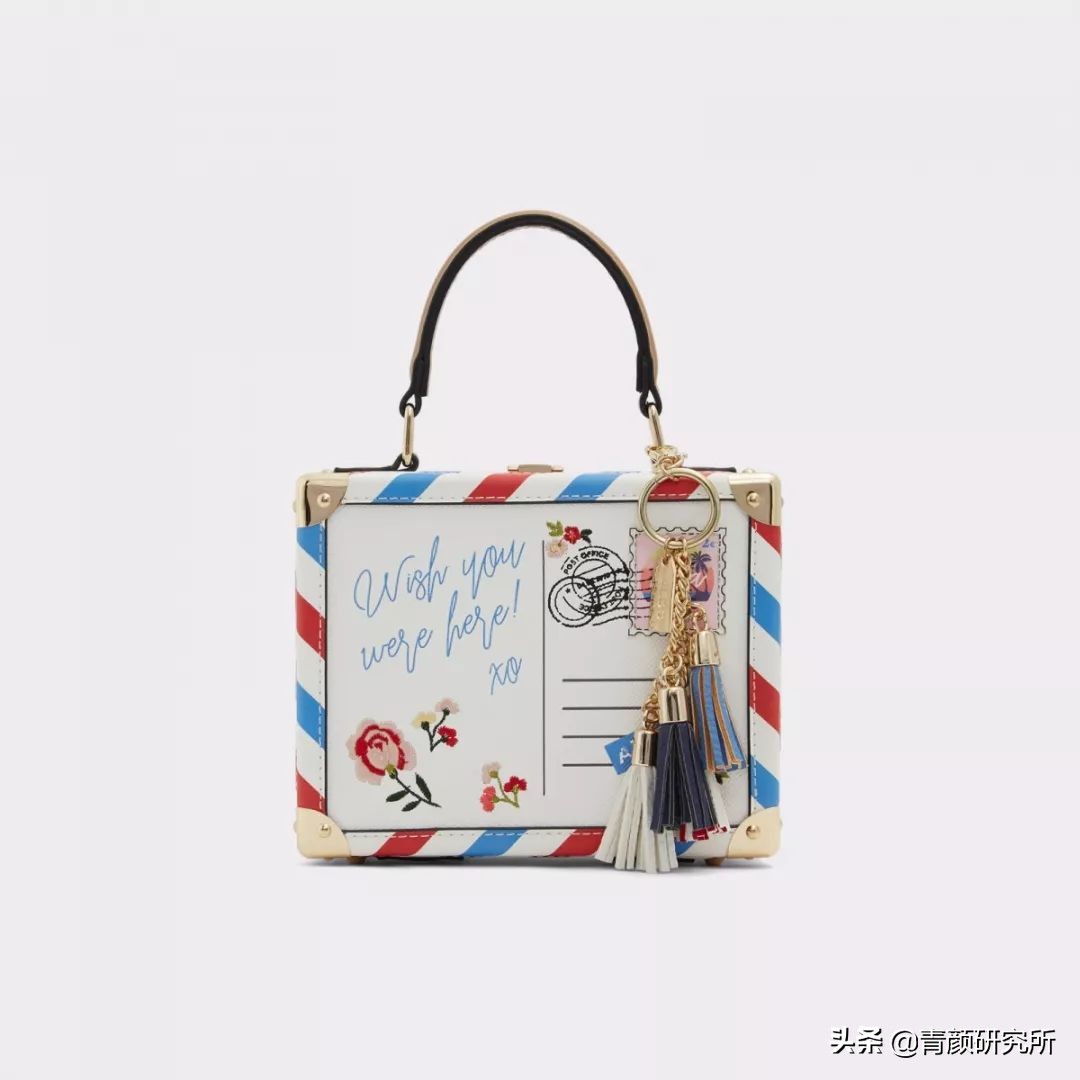 轻奢小众包包种草好看高级不撞款,比较小众的轻奢包包品牌