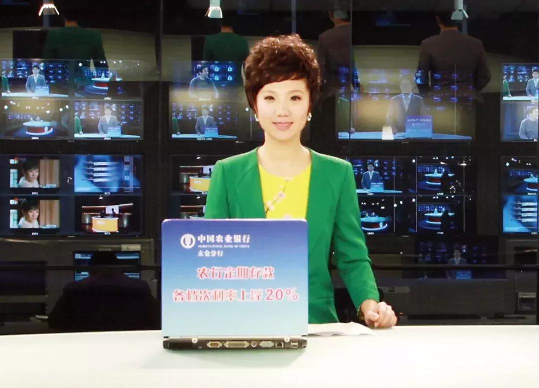 因为她们很漂亮的英语,因为他们让我的生活变得更美好