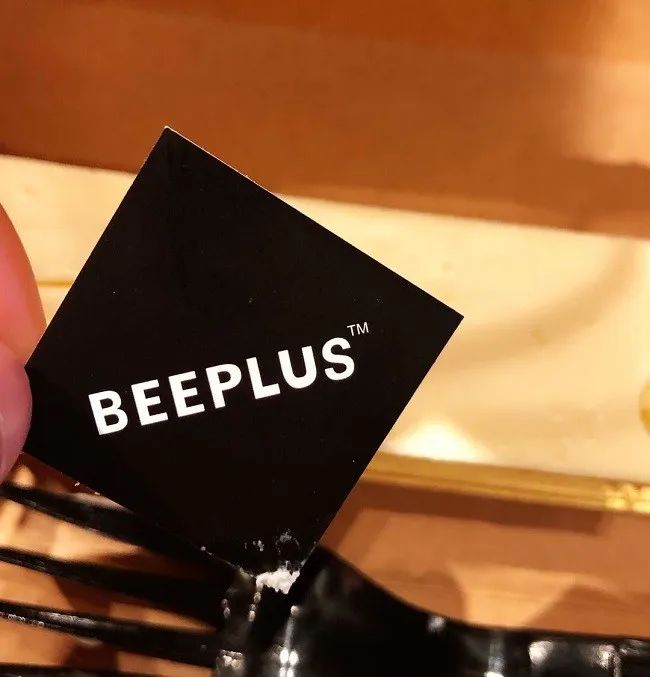 到全国最大的面包店，感受不要脸；吃牛角包之神，练习翻白眼