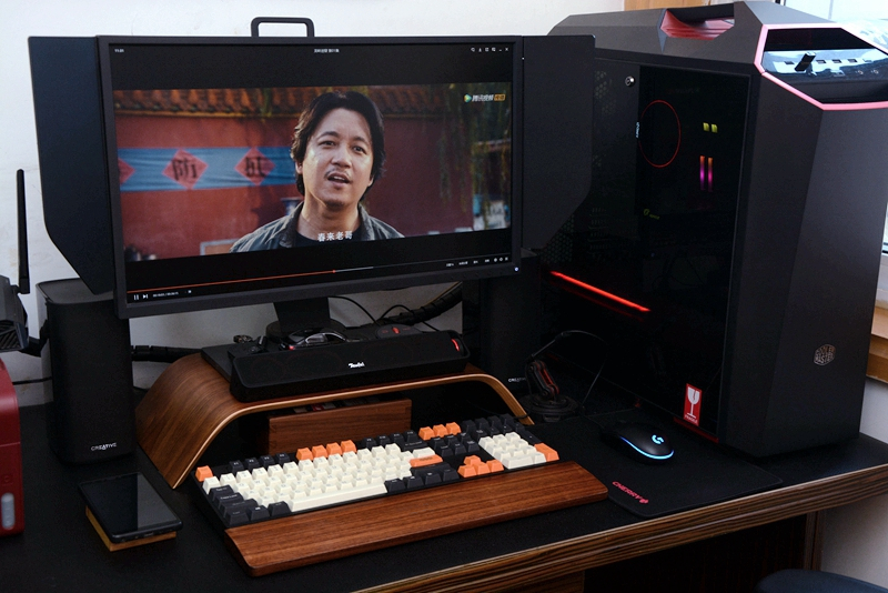 炫酷桌上蓝牙音箱,推荐一款超好用的多功能蓝牙音箱