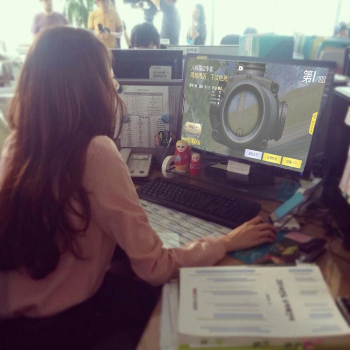 怎么追超市收银员妹子,怎样追网吧女收银员