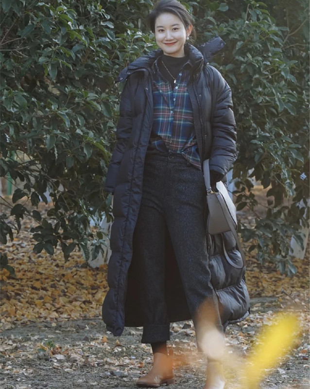 冬天穿羽绒服怎么穿内搭保暖,羽绒服内搭穿什么暖和不臃肿