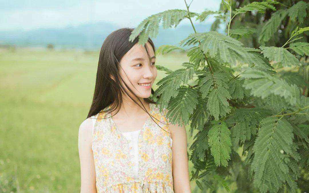 男朋友送我2千元的耳环,男朋友送我六十元耳环