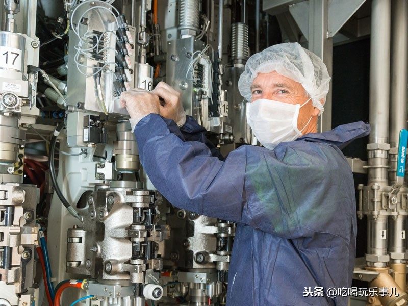 依云矿泉水口感差不多的,依云矿泉水一瓶