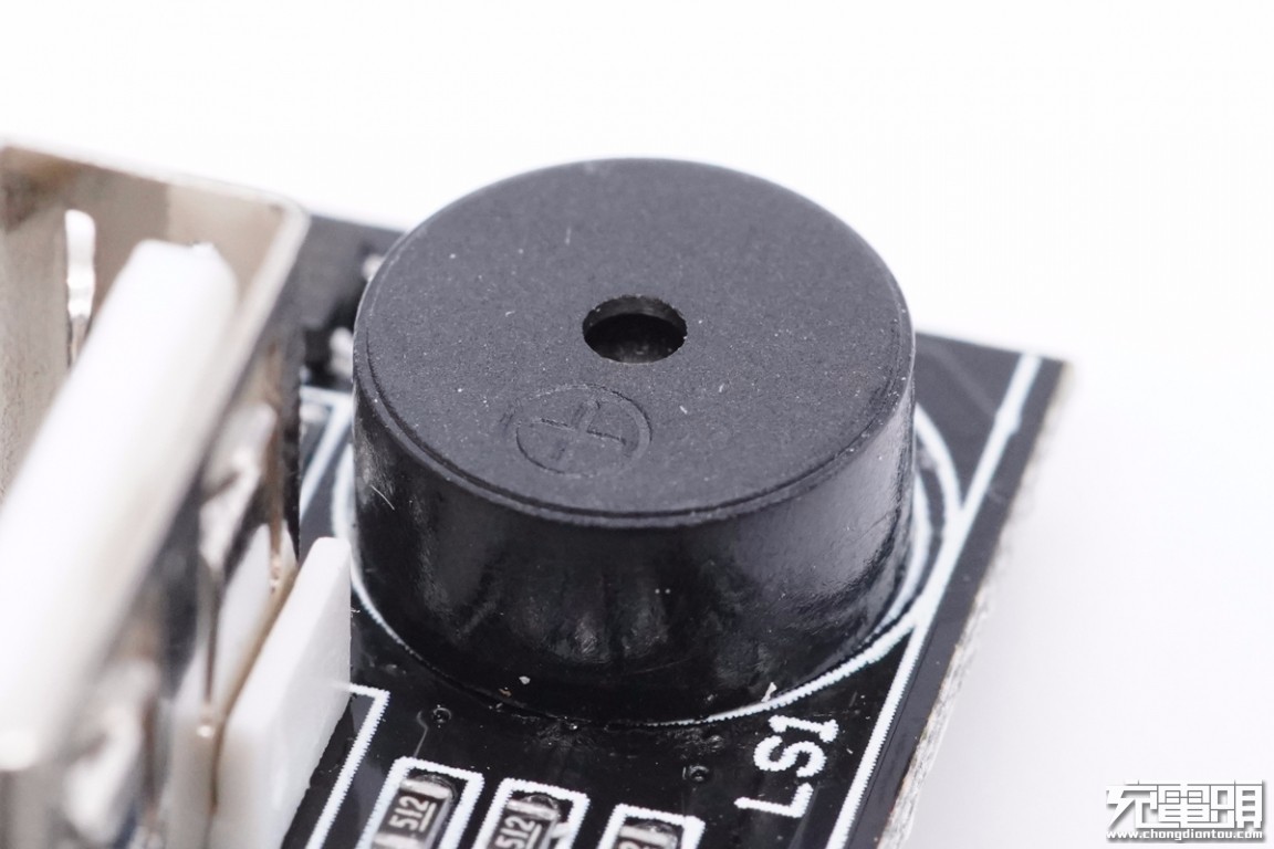 带usb口多功能插排不带线,带usb带夜灯公牛插排