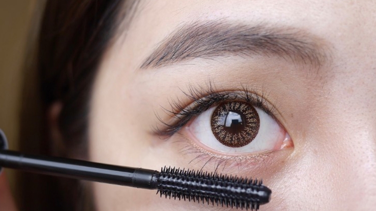 睫毛膏怎么刷又翘又好看,卷翘型睫毛膏怎么刷不塌掉