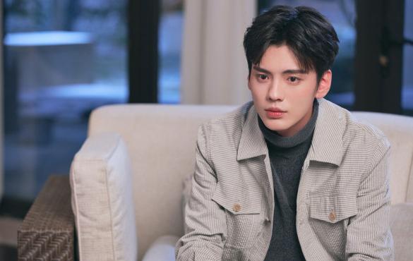 张雪迎毕雯珺墨白路透氛围感,张雪迎毕雯珺墨白免费在哪儿看