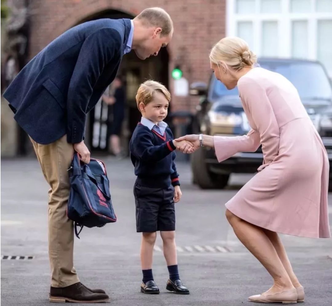 乔治小王子现状,乔治王子被嘲笑