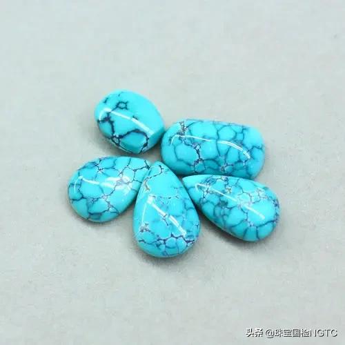 真正的绿松石什么样的,真正的绿松石是什么样的