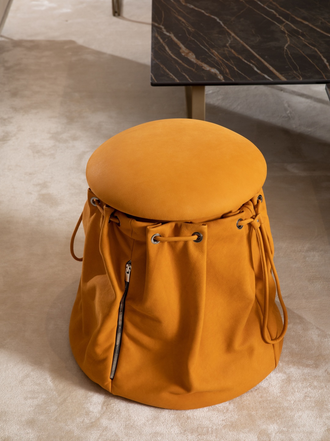 卧室隔夜衣服收纳整顿方法,小卧室整顿衣服收纳