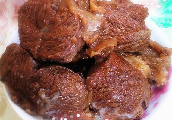 五香牛肉正宗做法和酱牛肉的区别,酱牛肉的最好吃的做法王刚