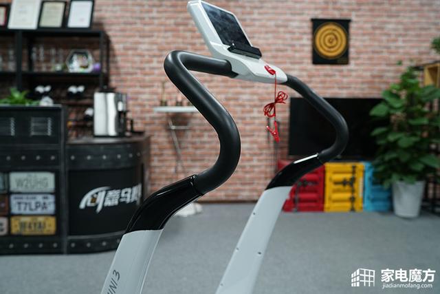 2000左右的跑步机推荐前十名,两千元以内的智能跑步机怎么选